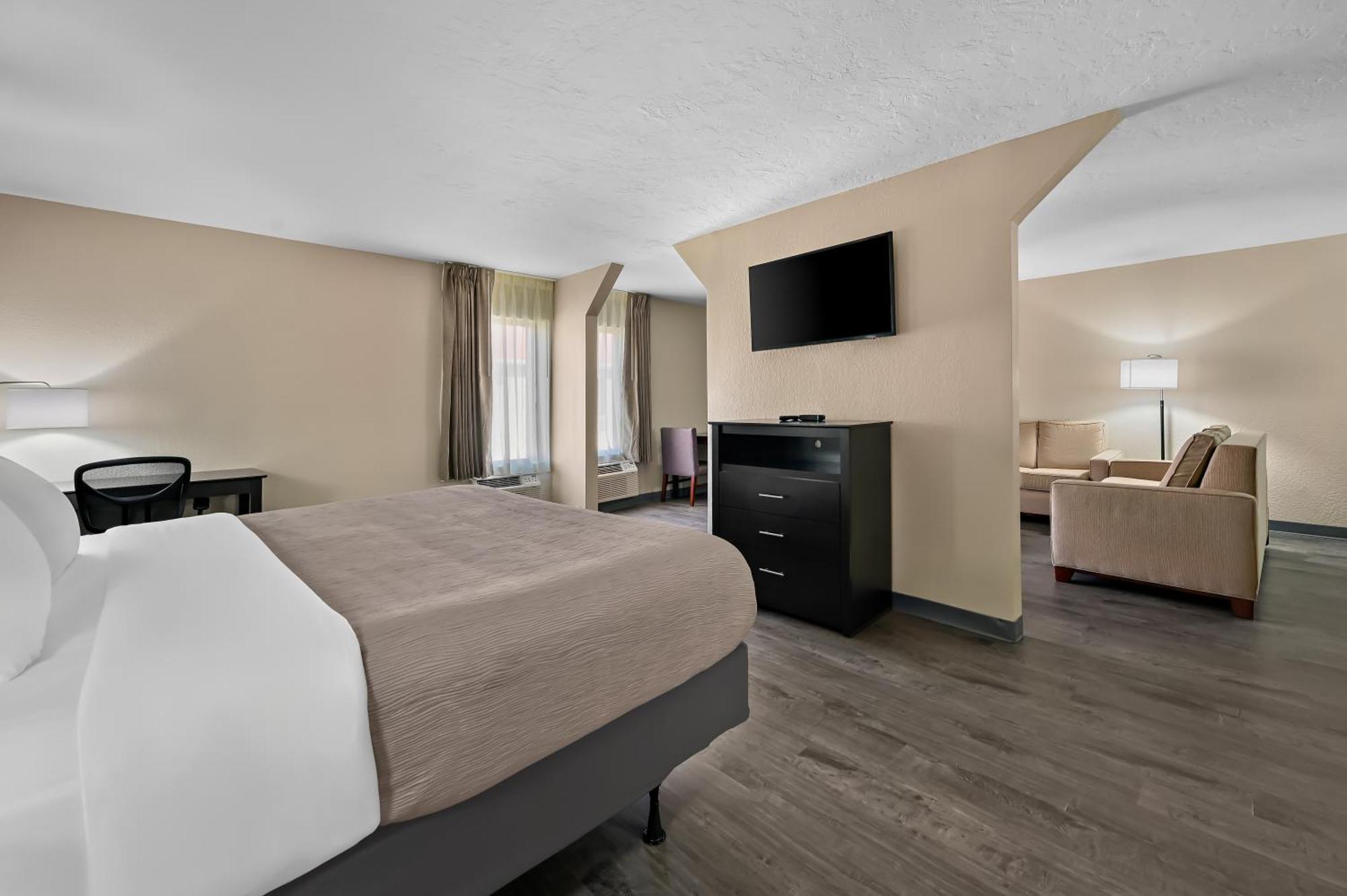 Quality Inn Fort Myers - Cape Coral Exterior photo
