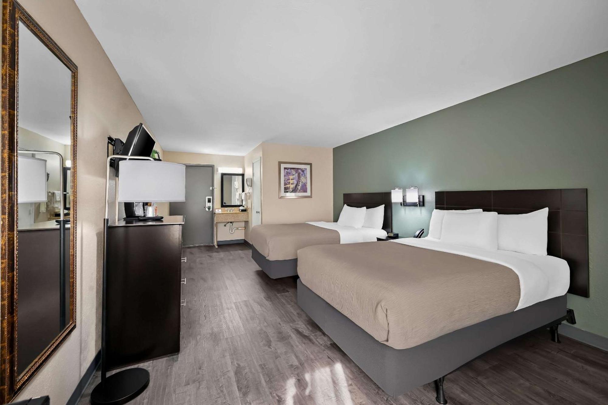 Quality Inn Fort Myers - Cape Coral Exterior photo